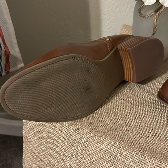 Michael Kors tall zip up boots, beautiful dark brown, only wore twice - Picture 5 of 5